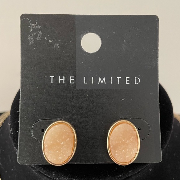 The Limited Druzy 3-Strand Necklace and Earring Set - Picture 4 of 6